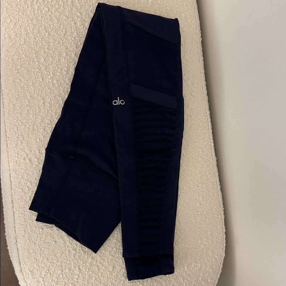 Alo Navy Leggings